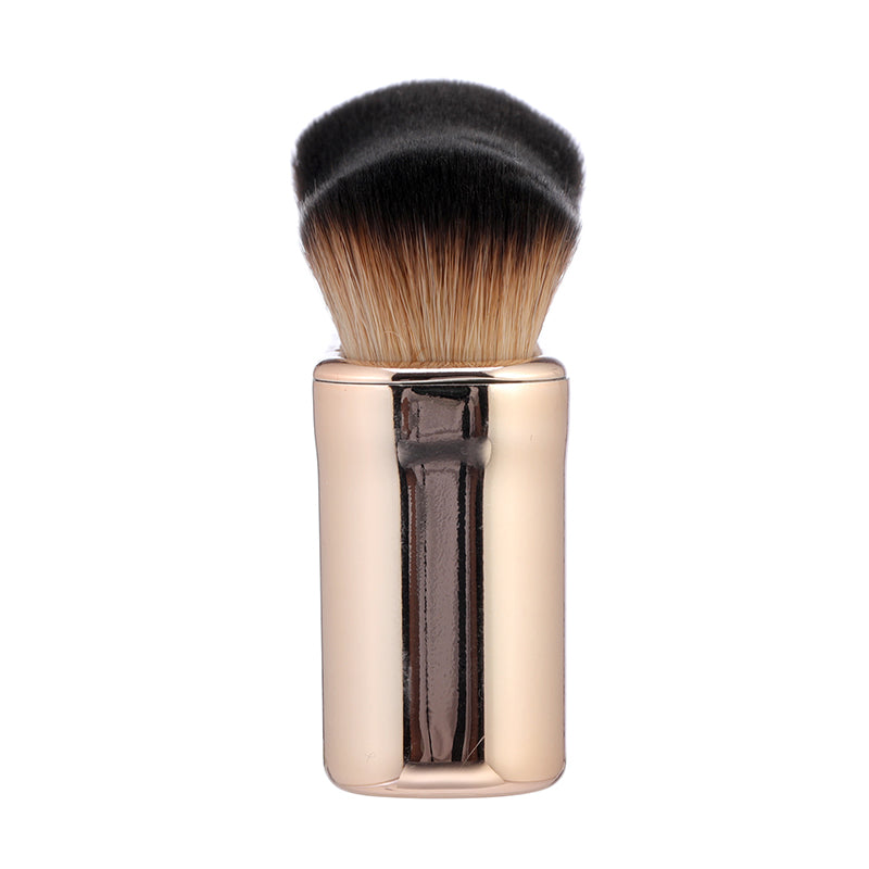 Huda Beauty Body Brush (For Body Highlighters) Body Brush BLUR & GLOW