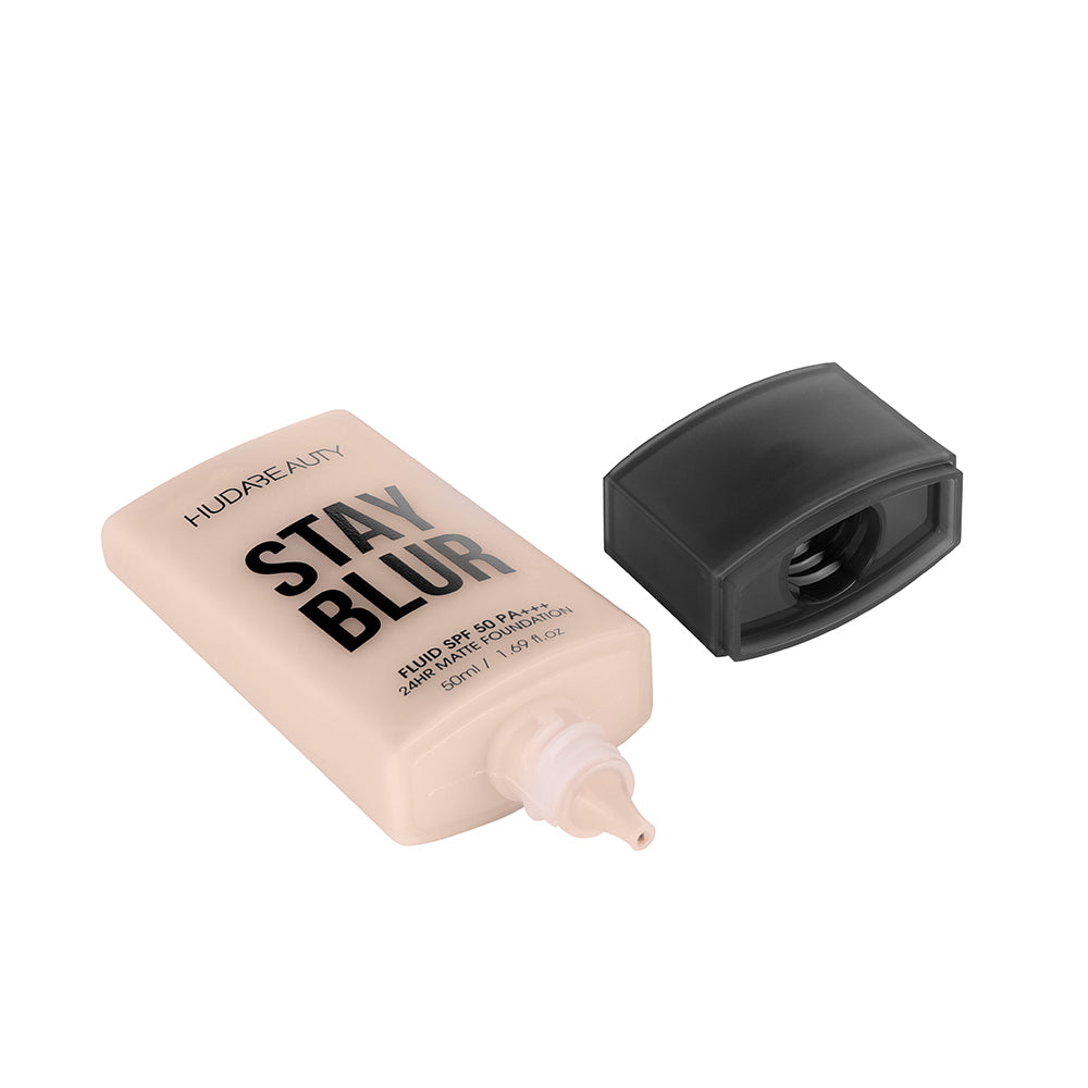 HUDA BEAUTY STAY BLUR 24HR MATTE FOUNDATION with Niacinamide