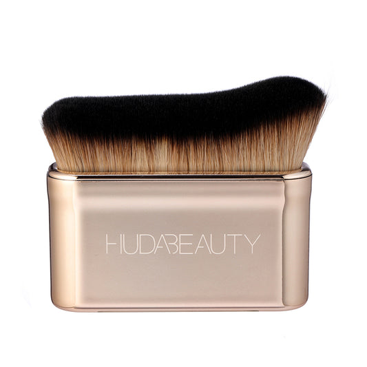 Huda Beauty Body Brush (For Body Highlighters) Body Brush BLUR & GLOW