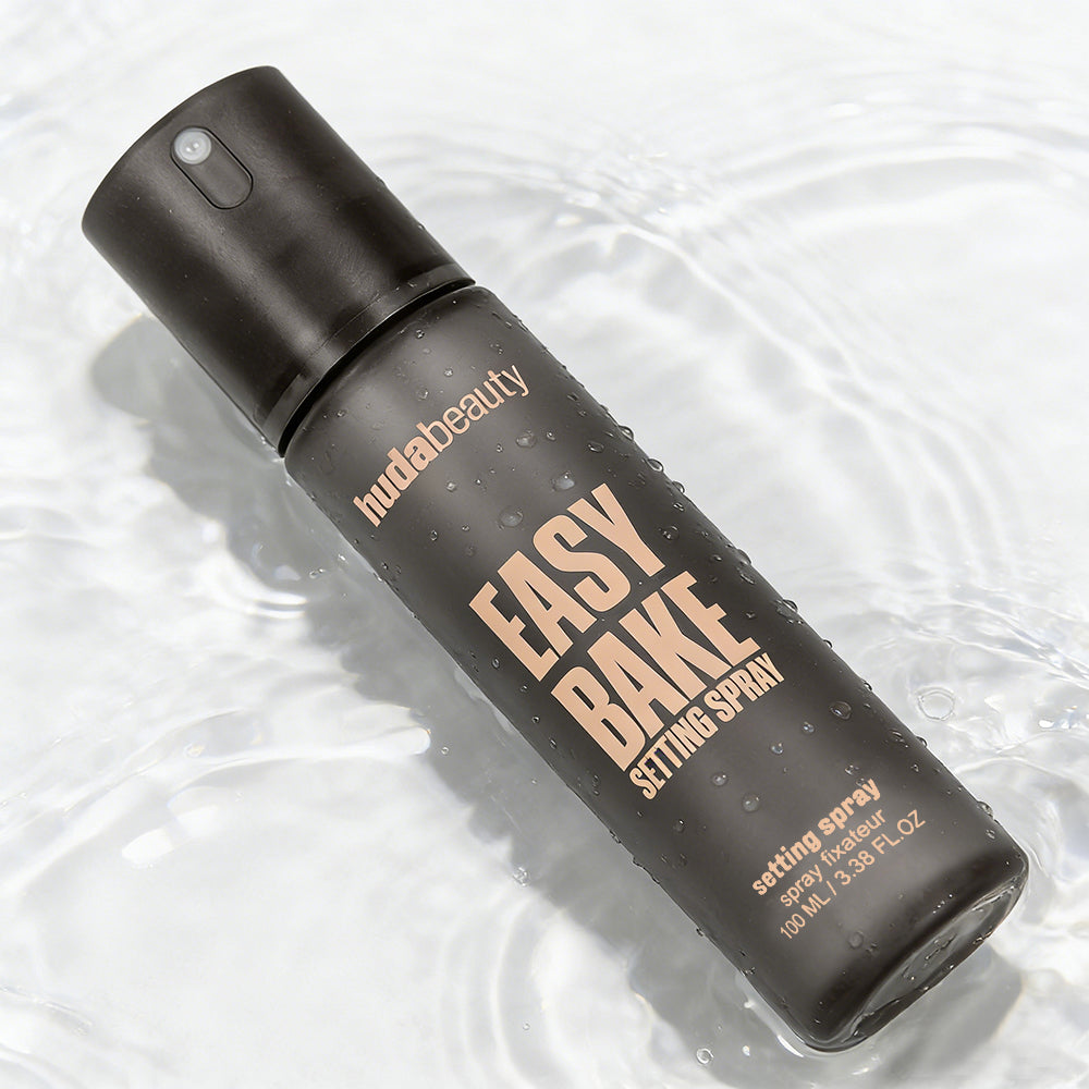 HUDA BEAUTY EASY BAKE SETTING SPRAY with 16-Hour Wear - Size: 3.38 oz / 100 ml