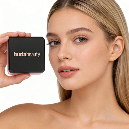 HUDA BEAUTY EASY BAKE LOOSE BAKING SETTING POWDER