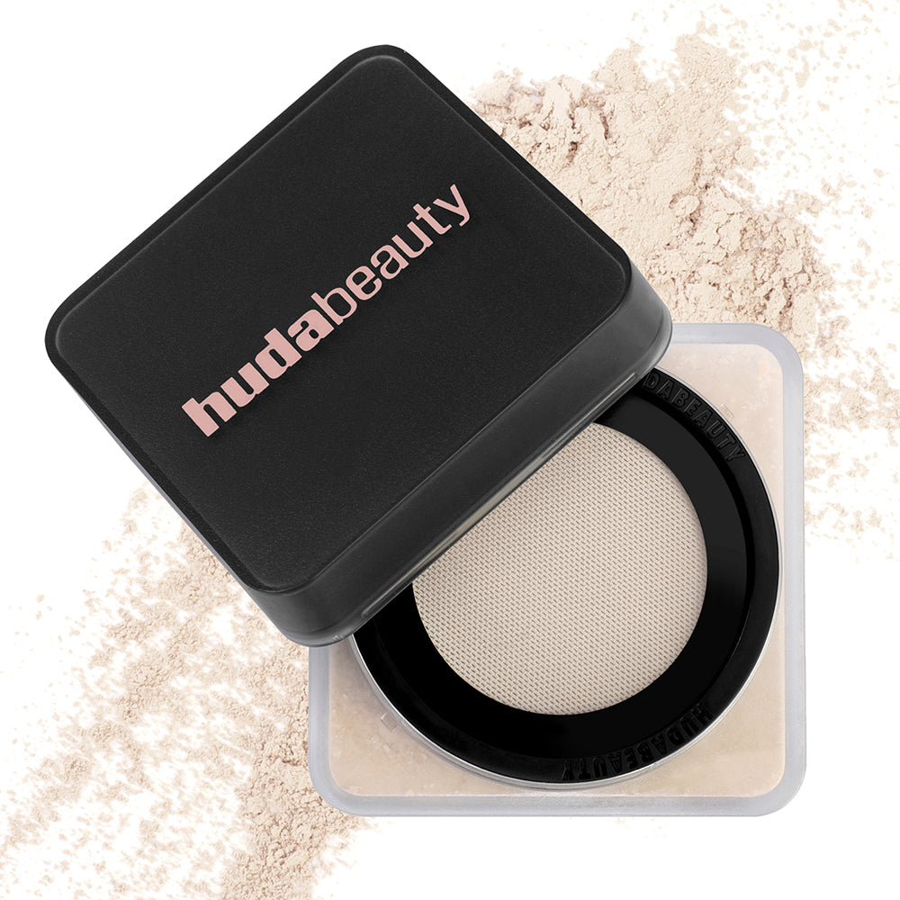 HUDA BEAUTY EASY BAKE LOOSE BAKING SETTING POWDER